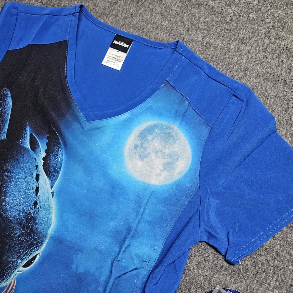 How To Train Your Dragon Cherokee Scrubs Tooniforms V Neck Top Small New